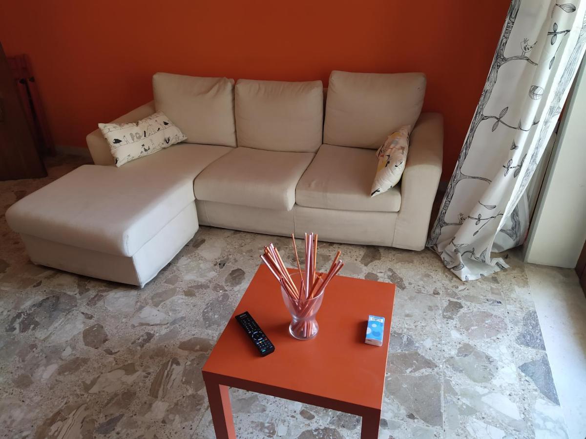 Vesuvio Corner - Spacious And Colorful Apartment In San Giorgio, Very Close To Napoli, Ideal For Families And Groups, Close To Pompeii, Sorrento... San Giorgio a Cremano Exterior photo