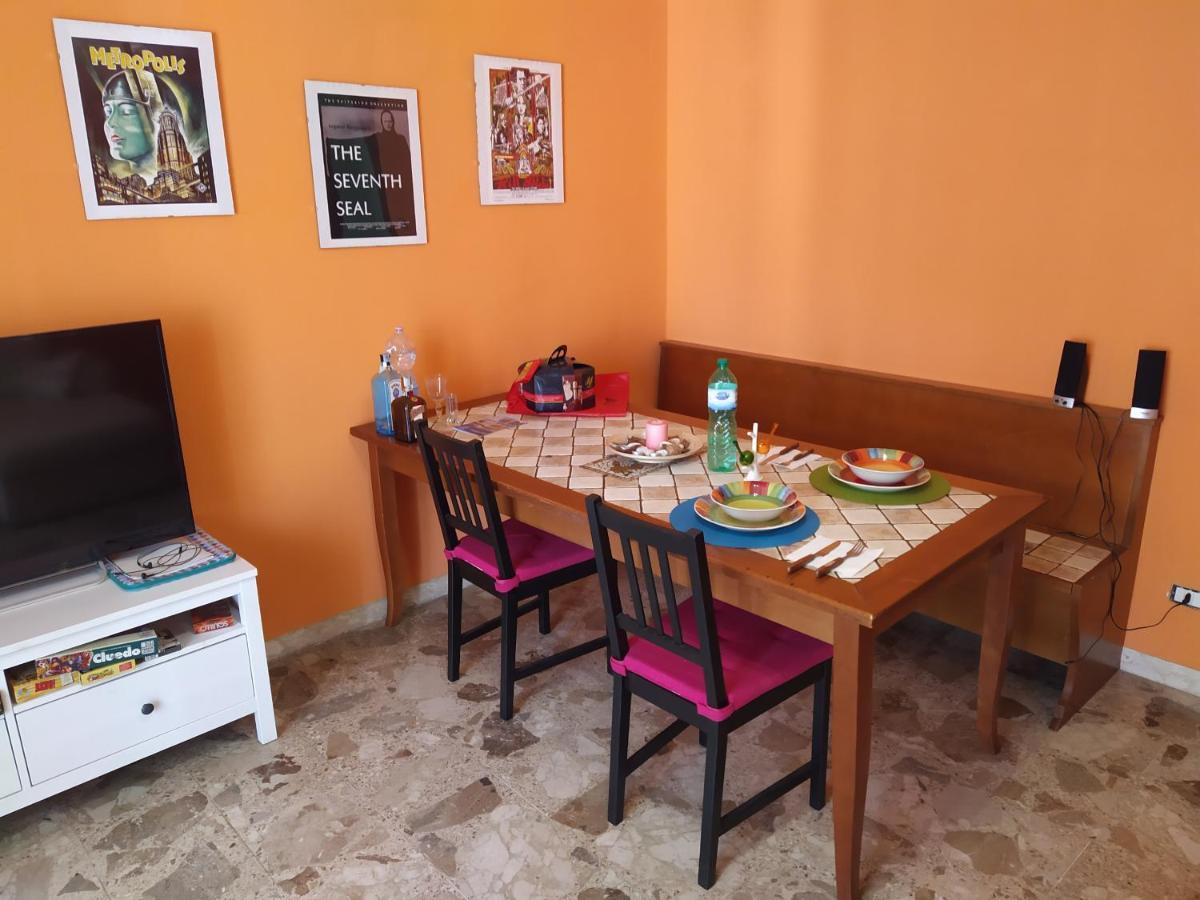 Vesuvio Corner - Spacious And Colorful Apartment In San Giorgio, Very Close To Napoli, Ideal For Families And Groups, Close To Pompeii, Sorrento... San Giorgio a Cremano Exterior photo